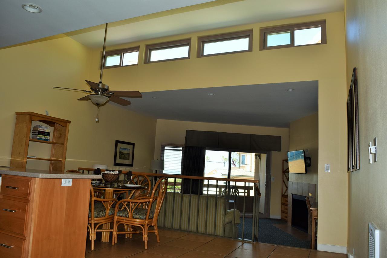 Multi Resorts At Aquamarine Villas Oceanside Exterior foto